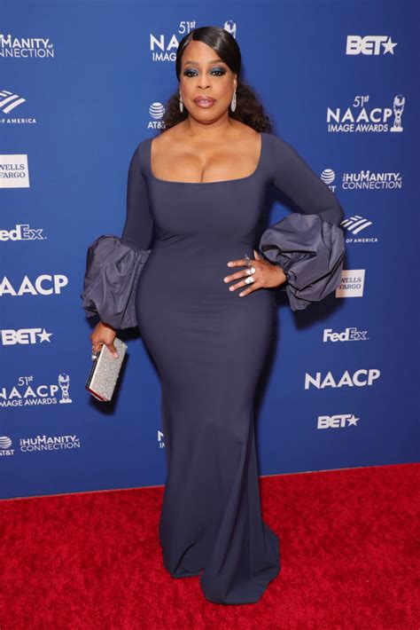 niecy nash boobs|Niecy Nash’s Measurements: Bra Size, Height, Weight and More